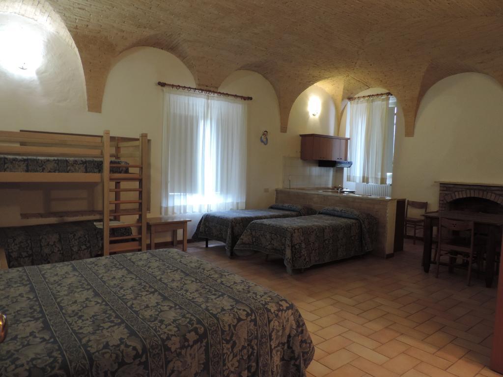 スポレート Casa Religiosa Di Ospitalita San Ponziano Bed & Breakfast 部屋 写真